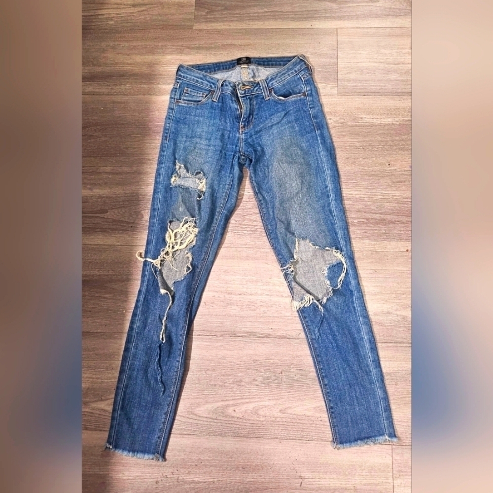 Just Black Super Distressed Slim Fit Skinny Jeans